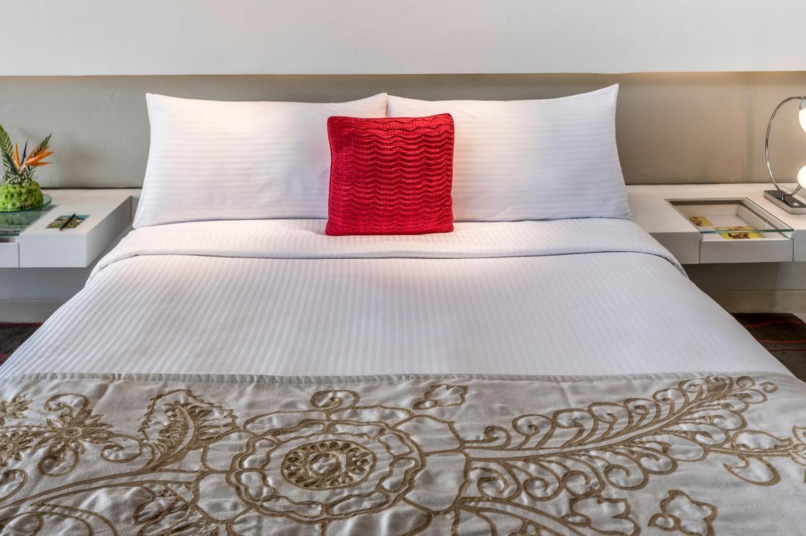The Bellwood Suites Near Igi Airport New Delhi Exterior photo