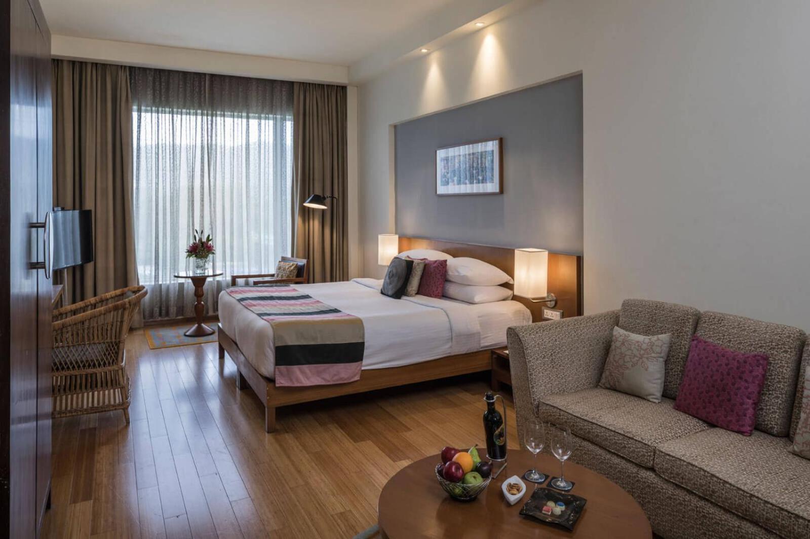 The Bellwood Suites Near Igi Airport New Delhi Exterior photo